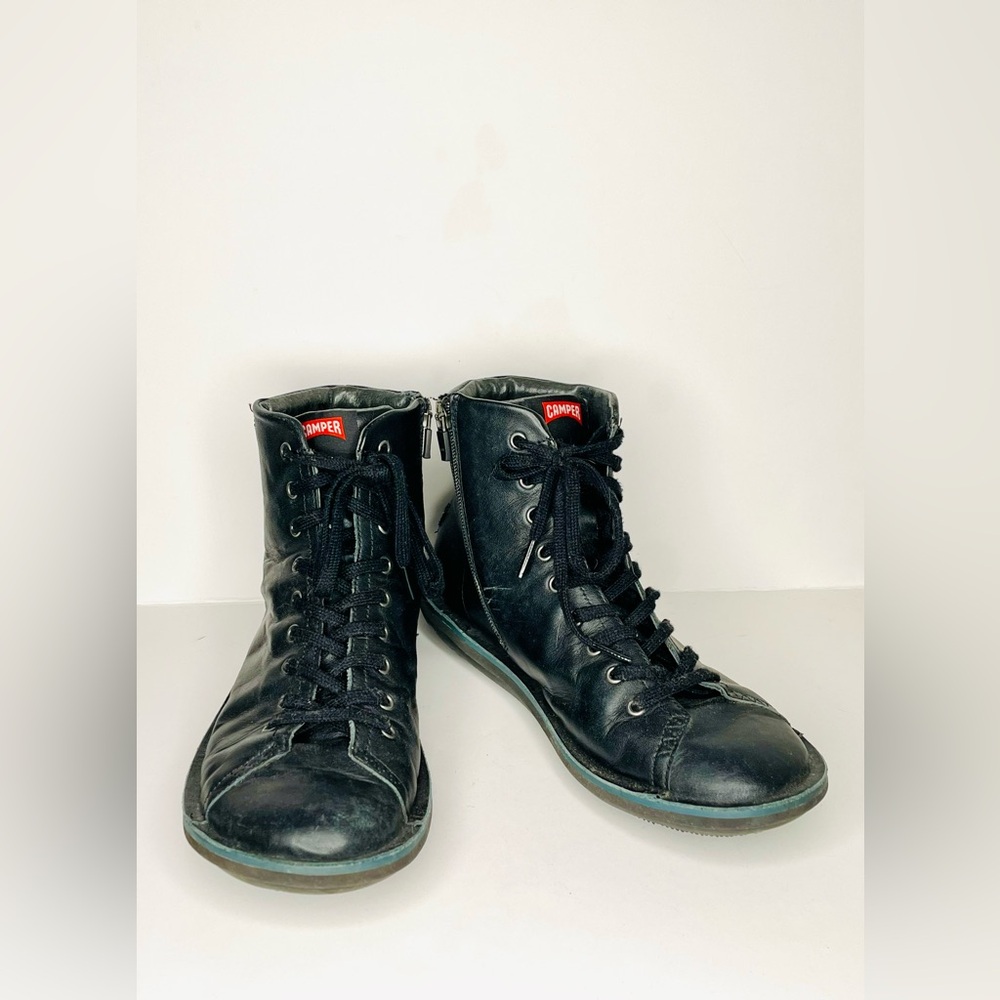 Camper Beetle Ankle Boots Black Leather High-Tops Lace-Up Sneakers with Red Logo